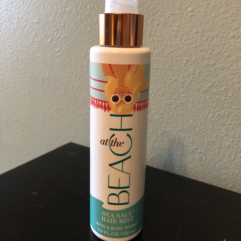 Bath&Body Works “At the Beach” sea salt hair mist